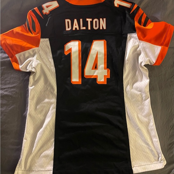 🏈DALTON🏈Women’s Large Cincinnati Bengals (DALTON)NFL JERSEY! - Picture 6 of 12